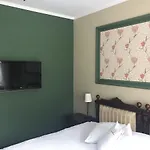 Lisewski Dwor 3*