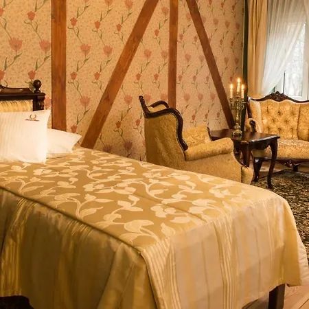 Lisewski Dwor 3* Gniewino