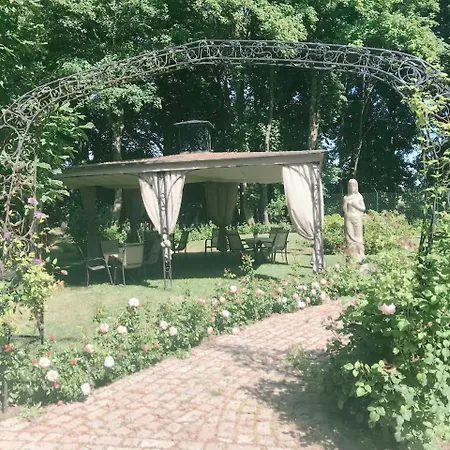 Lisewski Dwor Gasthof Gniewino