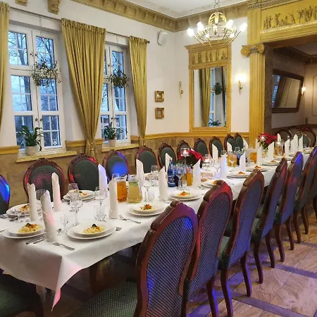 Lisewski Dwor Gasthof 3*