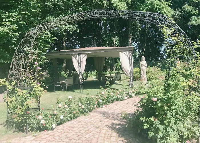 Lisewski Dwor Gasthof Gniewino